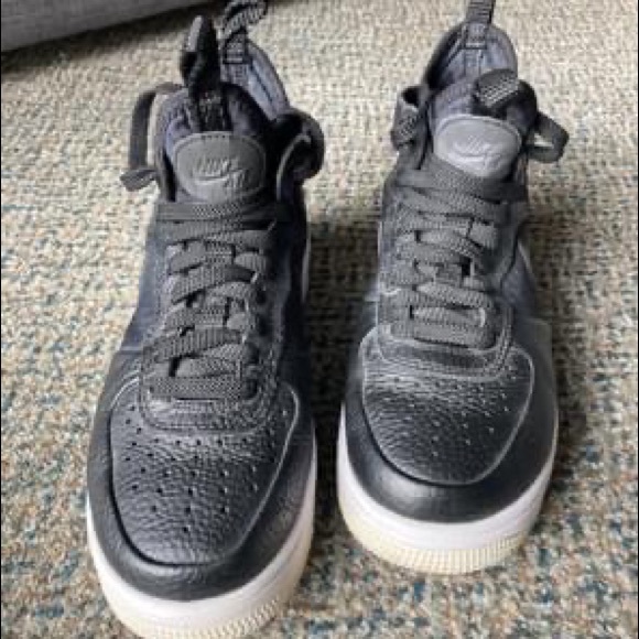 Nike WMNS Air Force 1 Ultraforce Mid Black - Picture 3 of 4